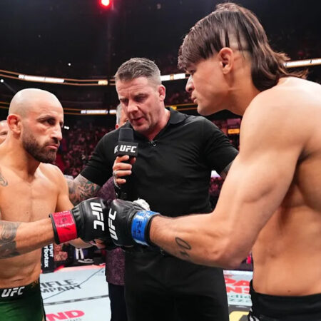 UFC 314: Александр Волкановски побеждает Диего Лопеса и возвращает себе титул