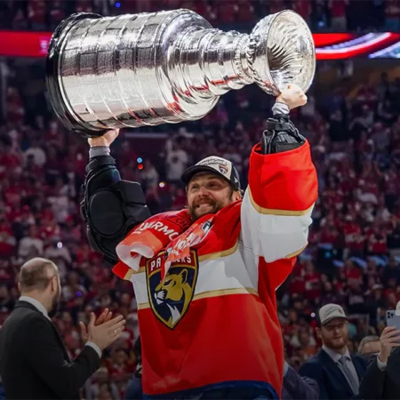 «Флорида Пантерз» выигрывает Кубок Стэнли 2025: Сэм Беннетт назван MVP плей-офф
