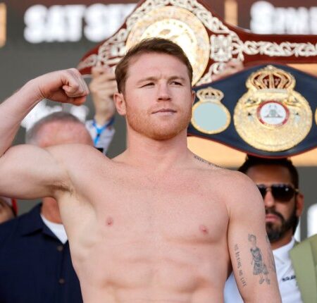 Канело Альвареса призывают разорвать 20-летние отношения, чтобы выиграть еще один титул