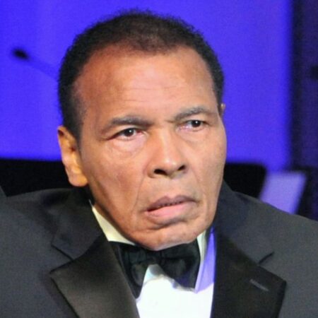 Мухаммеду Али предрекали «отвратительный» бой, который привёл к его трагической болезни