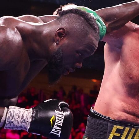 Деонтей Уайлдер: Возвращение с нокаутом за три удара после поражений от Тайсона Фьюри