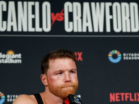 Канело Альварес: Новые препятствия на пути к реваншу с Теренсом Кроуфордом
