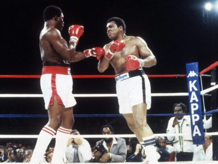 Тревор Бербик, последний соперник Мохаммеда Али, избежал участи «Величайшего», отказавшись от странного кроссовер-поединка