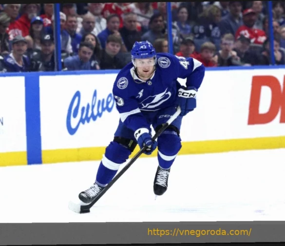 Слухи НХЛ: Джон Карлсон, Даррен Рэддиш и Алекс Тач