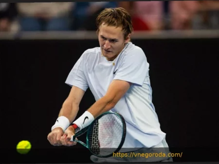 Как отец, так и сын: Себастьян Корда обыгрывает первую ракетку мира