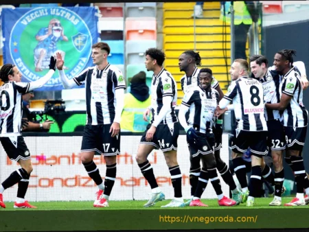 Победа «Удине»: Атлетичность Эккеленкампа и воля Дэвиса принесли успех