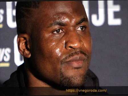 Возвращение Хищника: Фрэнсис Нганну выйдет в клетку на андеркарде боя Роузи против Карано