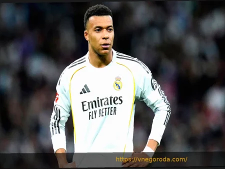 Килиан Мбаппе: Ошибочный диагноз и задержка лечения травмы колена