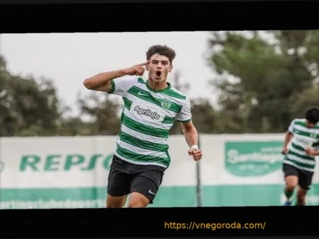 Будущее Родриго Рибейро в ФК Аугсбург: Долгосрочный Контракт с Явной Тенденцией к Продаже