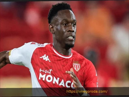 Благодаря эффектному «черпачку» Балогуна: Монако одержало победу над Марселем в матче преследователей