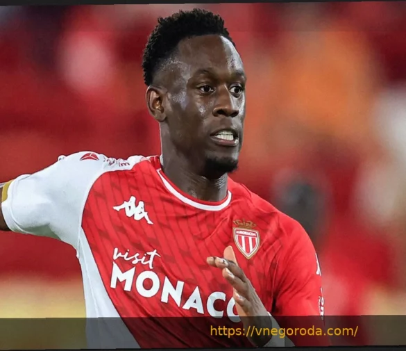 Благодаря эффектному «черпачку» Балогуна: Монако одержало победу над Марселем в матче преследователей