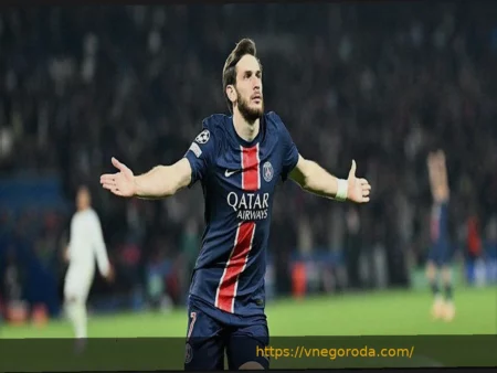 Поздний гол Кварацхелии не помог: ПСЖ оступился в матче с «Лионом»