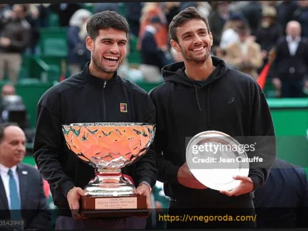 Rolex Monte-Carlo Masters: Алькарас в четвертьфинале после трех сетов